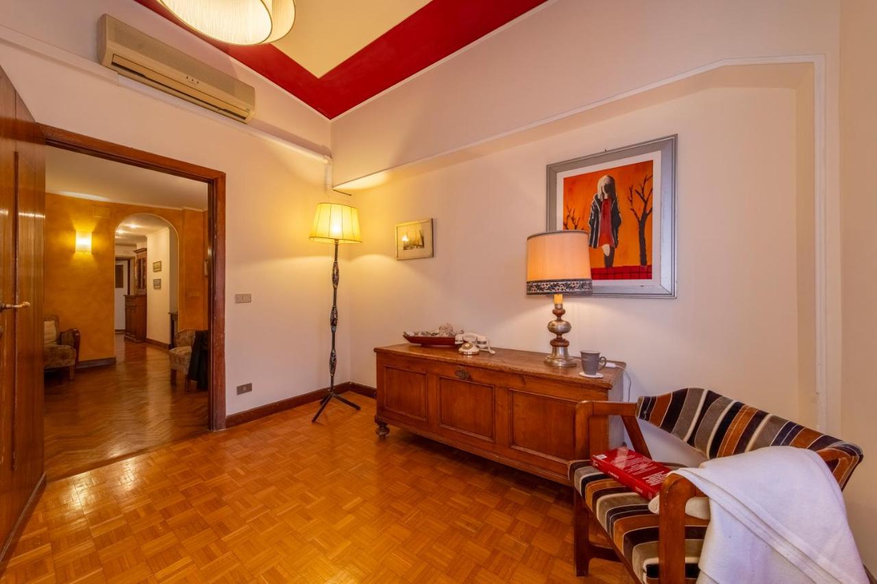 Golden Renaissance Apartment Florence Exterior photo
